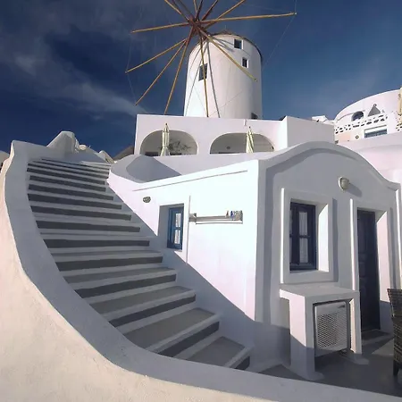 Golden Sunset Oia (Santorini)