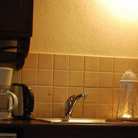 Golden Sunset Apartment