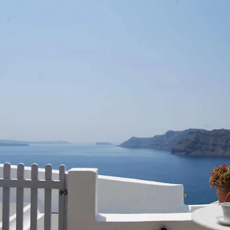 Golden Sunset Apartment Oia (Santorini)
